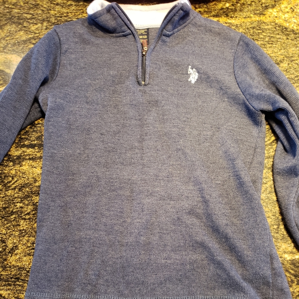 Youth medium 10-12 us polo zip